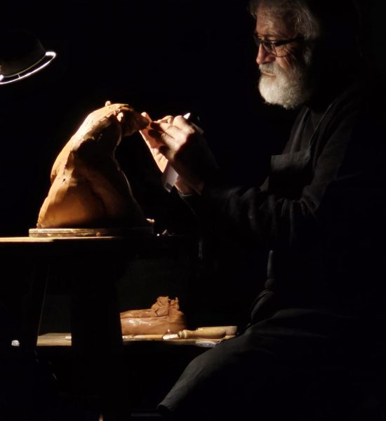 Michel Bassompierre anime la conférence "sculpter le vivant" au Musée océanographique de Monaco le 14 Juin 2024